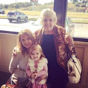 Meet your Posher, Carrie